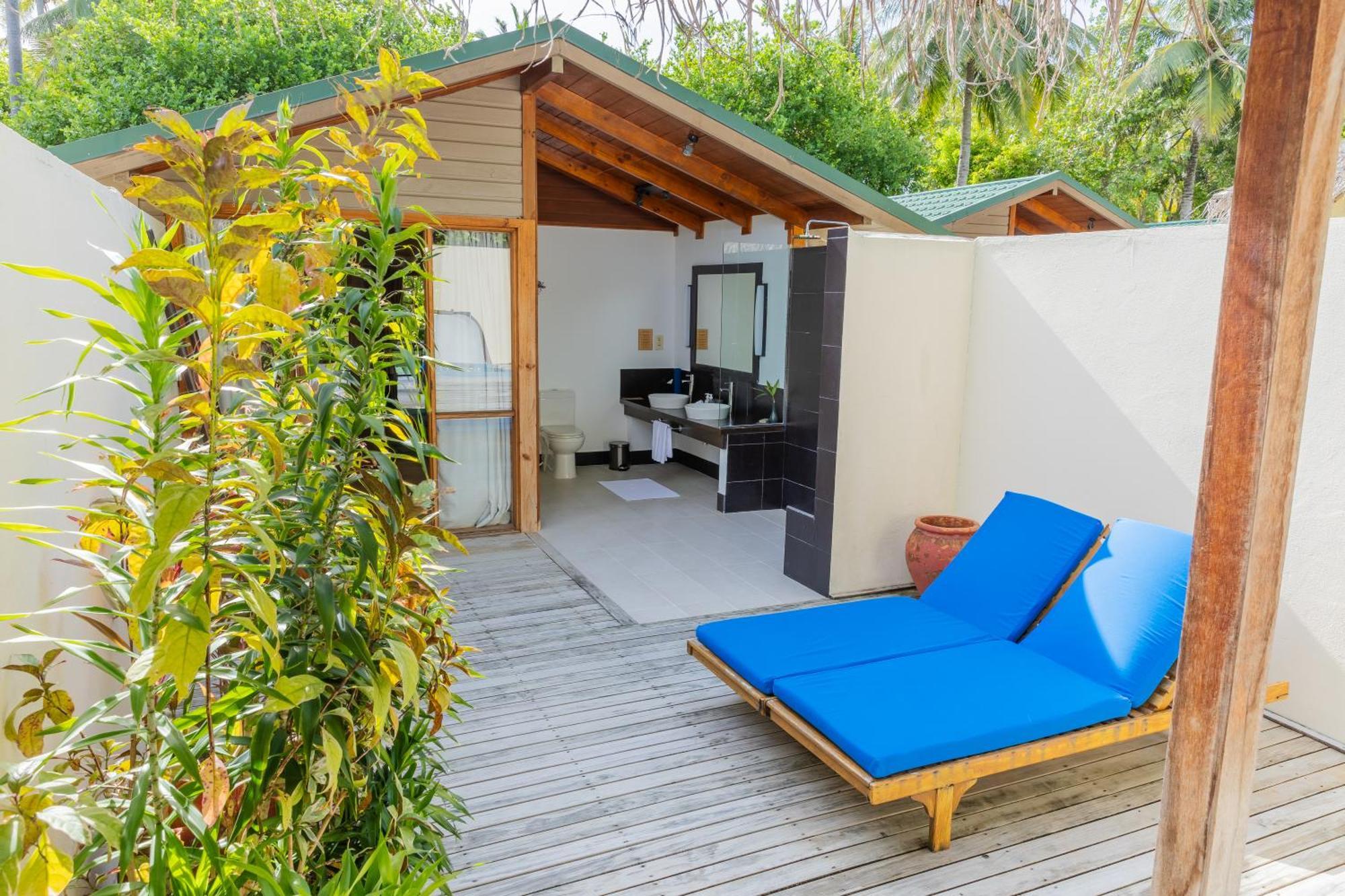 Meeru Maldives Resort Island Dhiffushi Camera foto A beach villa at the resort