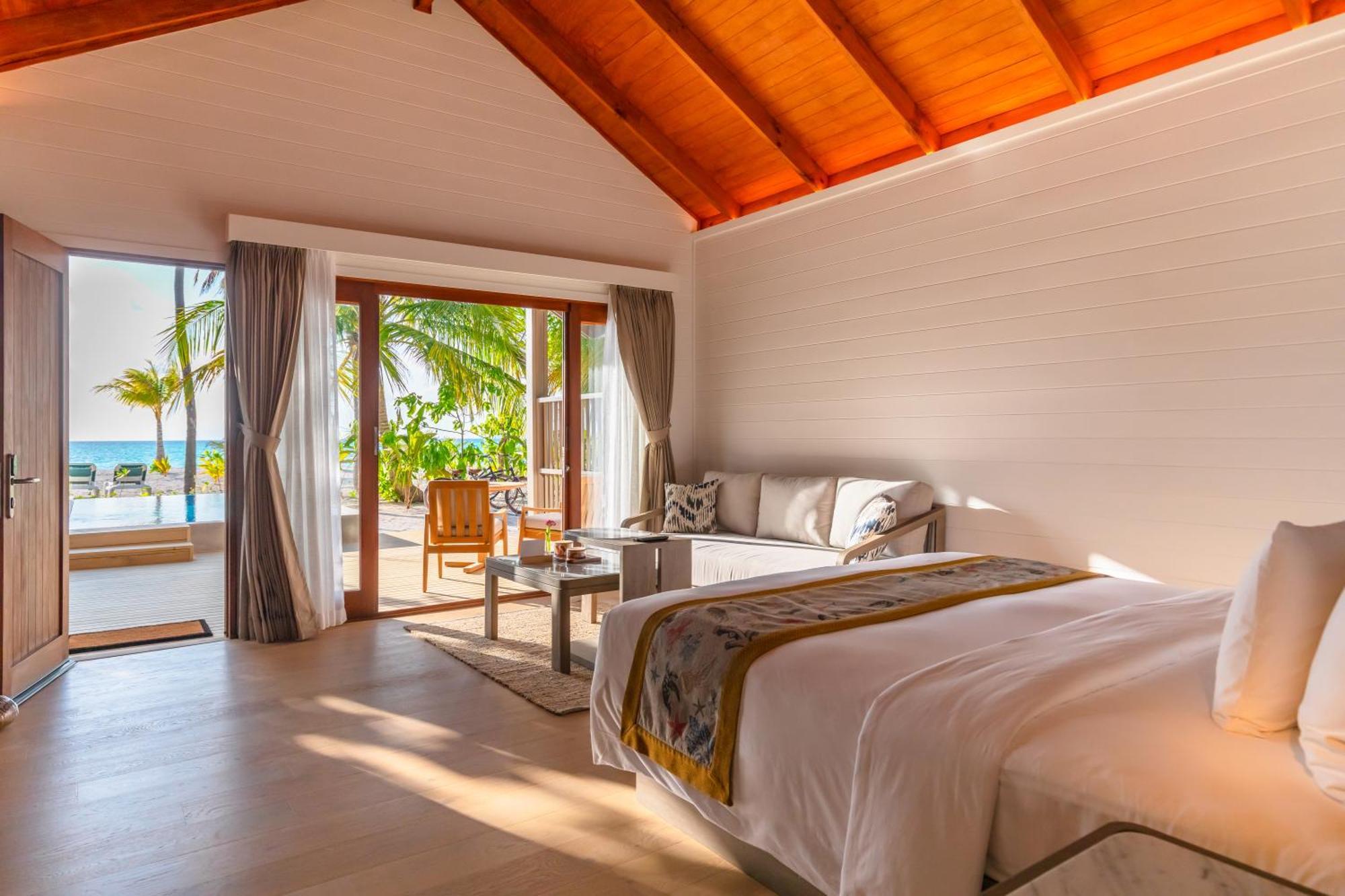 Meeru Maldives Resort Island Dhiffushi Esterno foto Beach villa